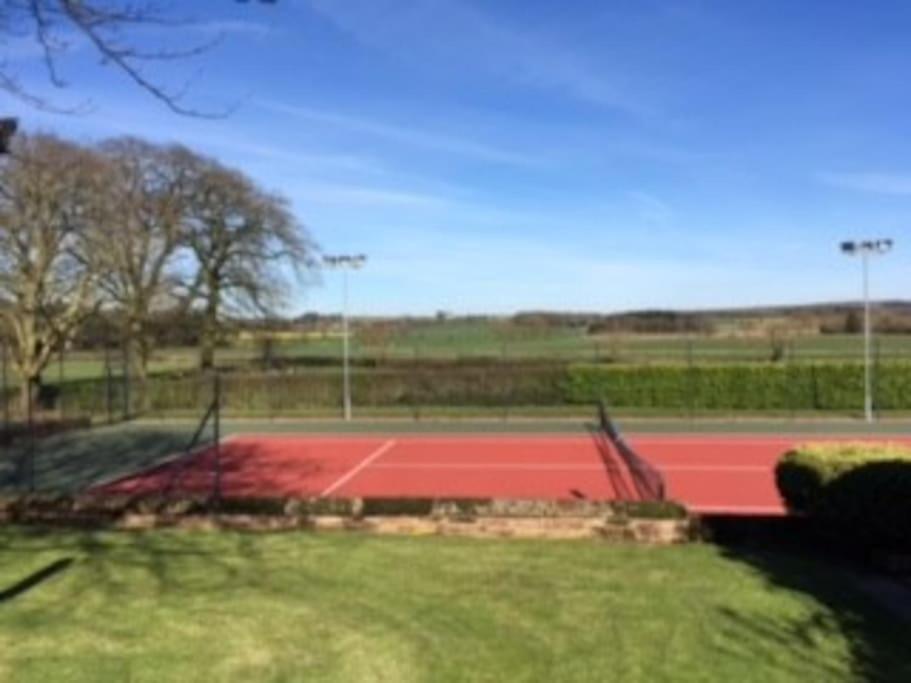 Courtside Barn, Lynn, Newport Βίλα Νιούπορτ Εξωτερικό φωτογραφία